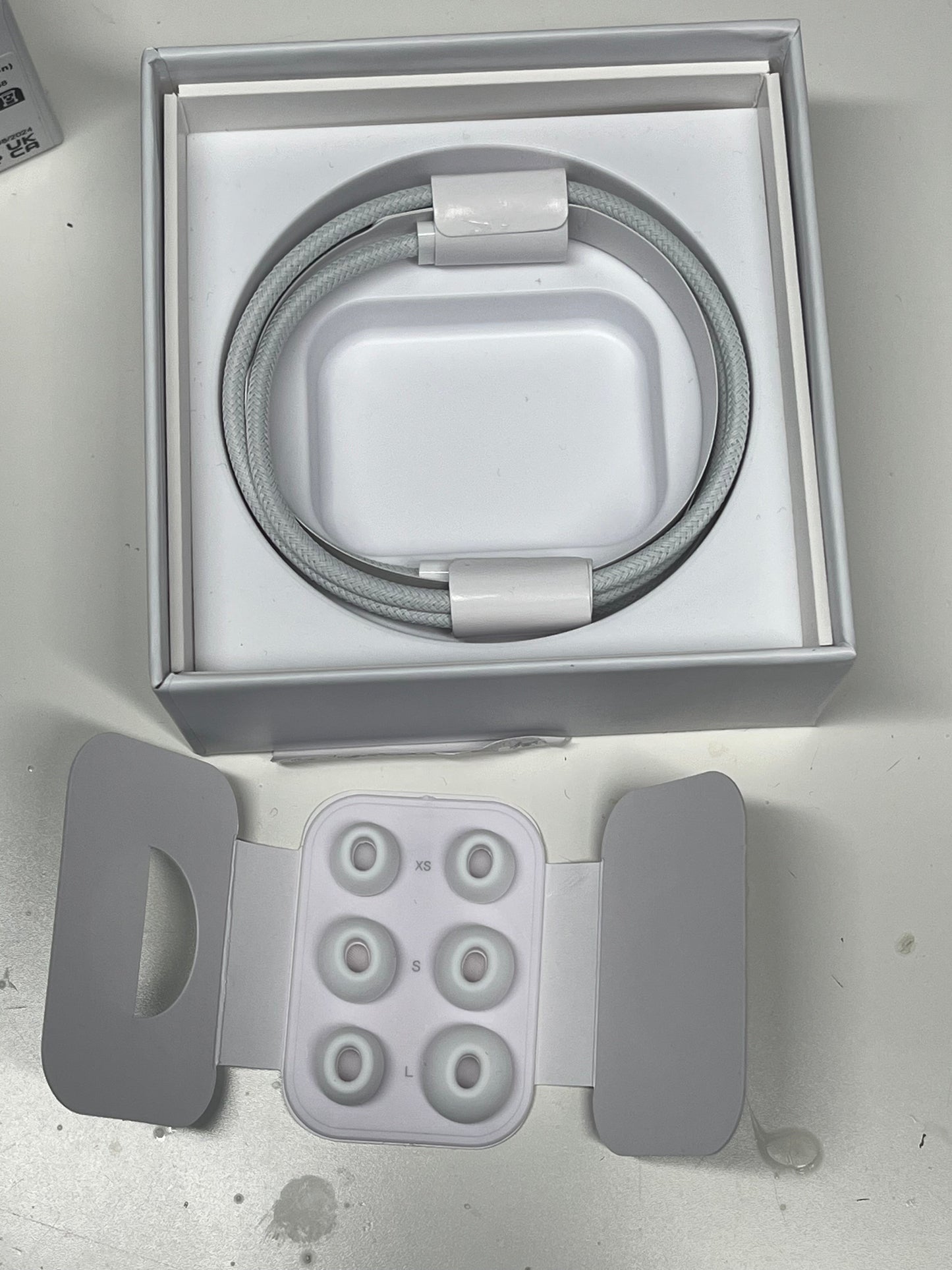 AirPods Pro 2 - 1 op 1 - USB C